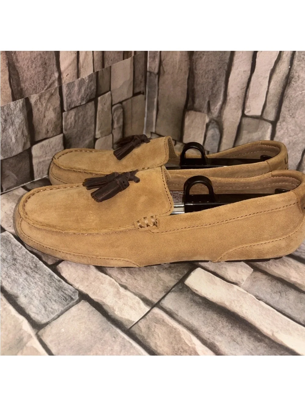 New UGG Boylan tassel loafer moccasins in a chestnut suede Sz 10